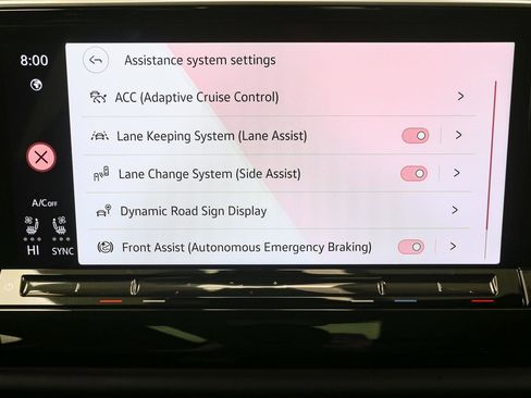 Used 2025 Volkswagen Atlas Cross Sport SEL R-Line image 34