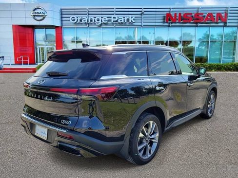 Used 2025 INFINITI QX60 Luxe w/ Cargo Package AWD/4WD image 2