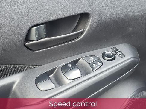 Used 2023 Nissan Kicks S image 15