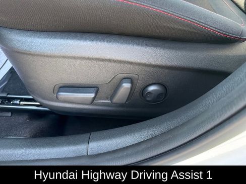 Used 2022 Hyundai Kona N Line w/ Tech Package image 18