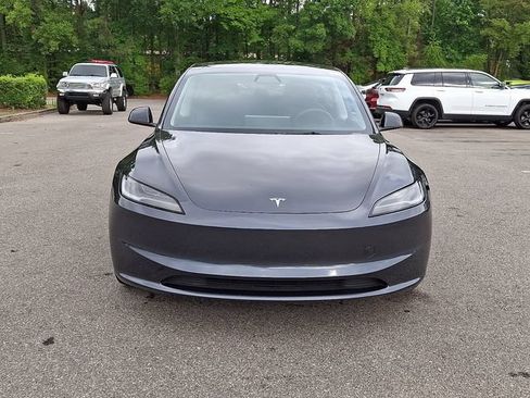 Used 2024 Tesla Model 3 Standard Range RWD image 2