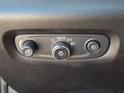 Used 2019 Chevrolet Traverse LT w/ LT Premium Package AWD/4WD image 25