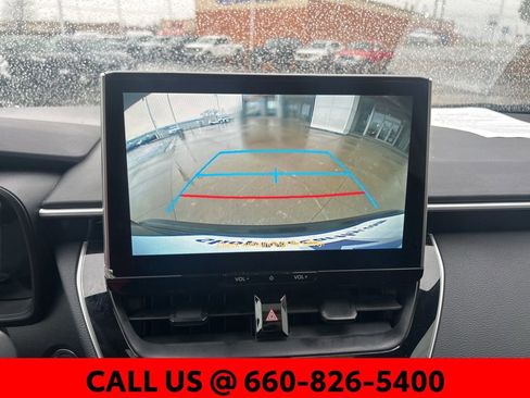 Used 2025 Toyota Corolla SE w/ SE Premium Package image 23