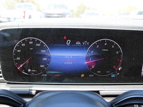 Used 2024 Mercedes-Benz GLS 450 4MATIC image 28