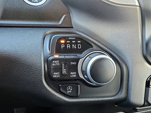 Used 2022 RAM 1500 Big Horn image 14