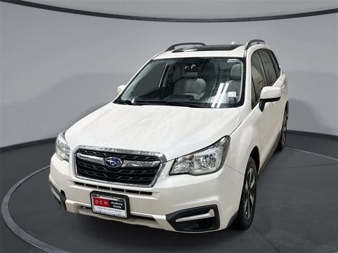 Used 2017 Subaru Forester 2.5i Premium image 1