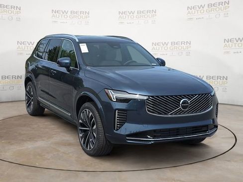 New 2026 Volvo XC90 T8 Core w/ Protection Package Premier AWD/4WD image 7
