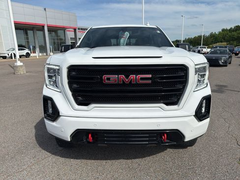 Used 2022 GMC Sierra 1500 AT4 w/ AT4 Premium Package AWD/4WD image 8