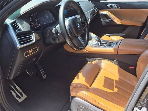 Used 2022 BMW X6 xDrive40i w/ M Sport Package AWD/4WD image 12