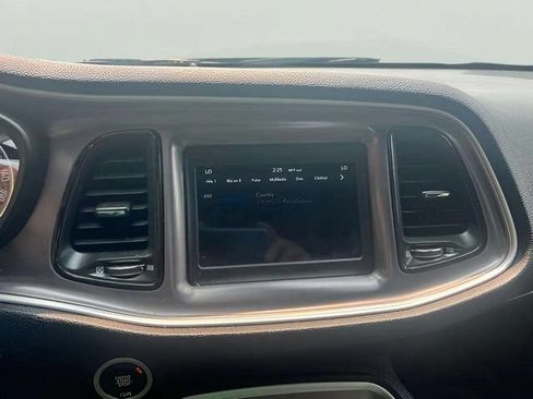 Used 2021 Dodge Challenger SXT RWD image 10