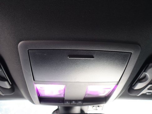 Used 2021 Dodge Challenger R/T image 38