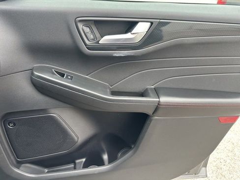 Used 2024 Ford Escape ST-Line Select w/ Tech Pack #2 image 40