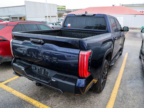 Used 2025 Toyota Tundra Limited AWD/4WD image 9