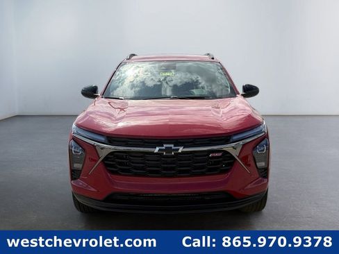 New 2026 Chevrolet Trax RS w/ Driver Confidence Package FWD image 8