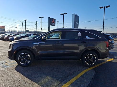 New 2026 Kia Sorento S image 5