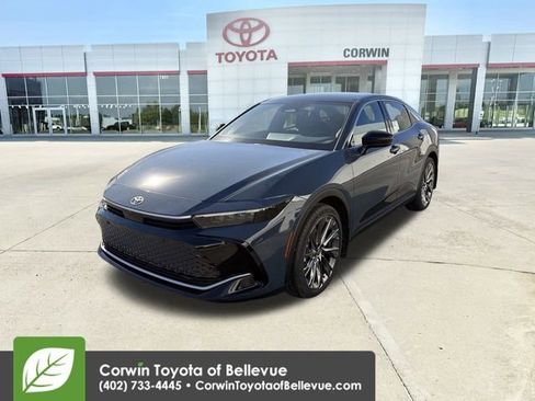 New 2026 Toyota Crown Limited image 4