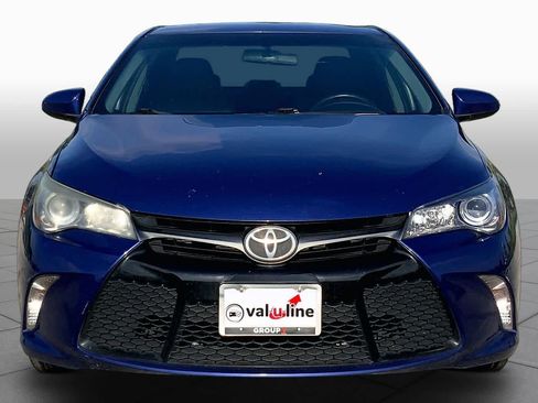 Used 2015 Toyota Camry SE FWD image 4