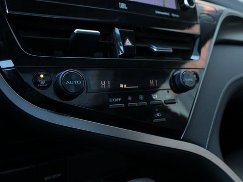 Used 2023 Toyota Camry XSE image 8