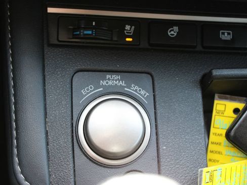 Used 2018 Lexus ES 350 w/ Luxury Package w/Wood Trim FWD image 26