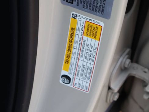 Used 2026 GMC Sierra 2500 AT4X AWD/4WD image 34