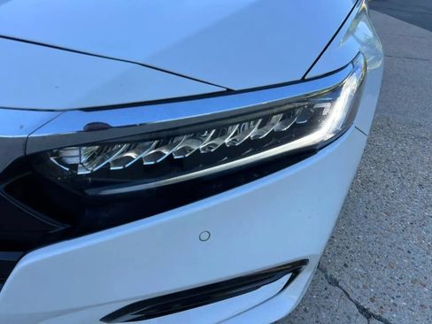 Used 2019 Honda Accord Touring image 32