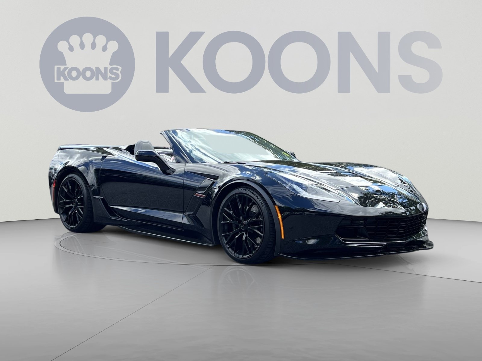 Used 2018 Chevrolet Corvette Grand Sport RWD image 2