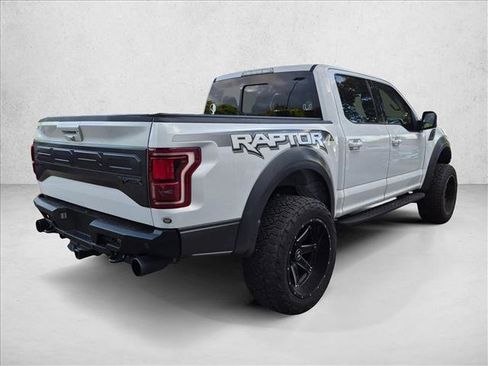 Used 2018 Ford F150 Raptor w/ Equipment Group 802A Luxury AWD/4WD image 5