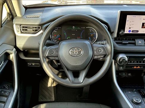Used 2024 Toyota RAV4 XLE image 11