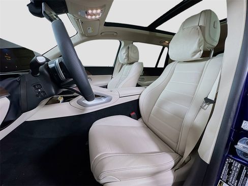 New 2026 Mercedes-Benz GLS 450 4MATIC image 12