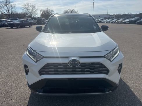 Used 2020 Toyota RAV4 XSE image 8