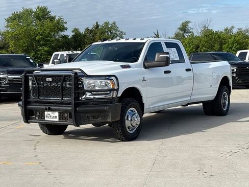 Used 2023 RAM 3500 Tradesman AWD/4WD image 1