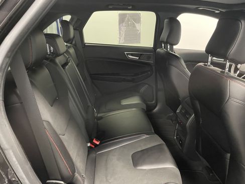 Used 2024 Ford Edge ST w/ Equipment Group 401A image 27