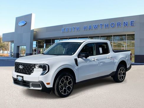 New 2025 Ford Maverick Lariat w/ 4K Tow Package image 3