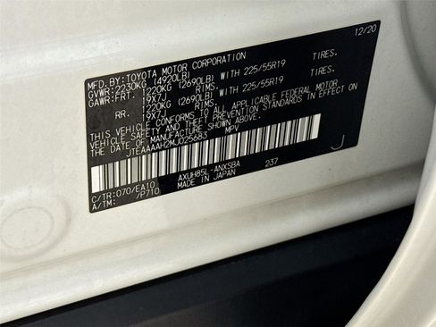 Used 2021 Toyota Venza Limited w/ Advanced Technology Package AWD/4WD image 24