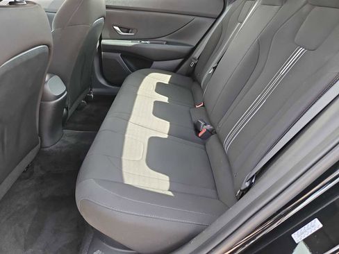 Used 2023 Hyundai Elantra Blue FWD image 19