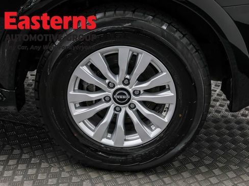 Used 2024 Nissan Armada SV image 36