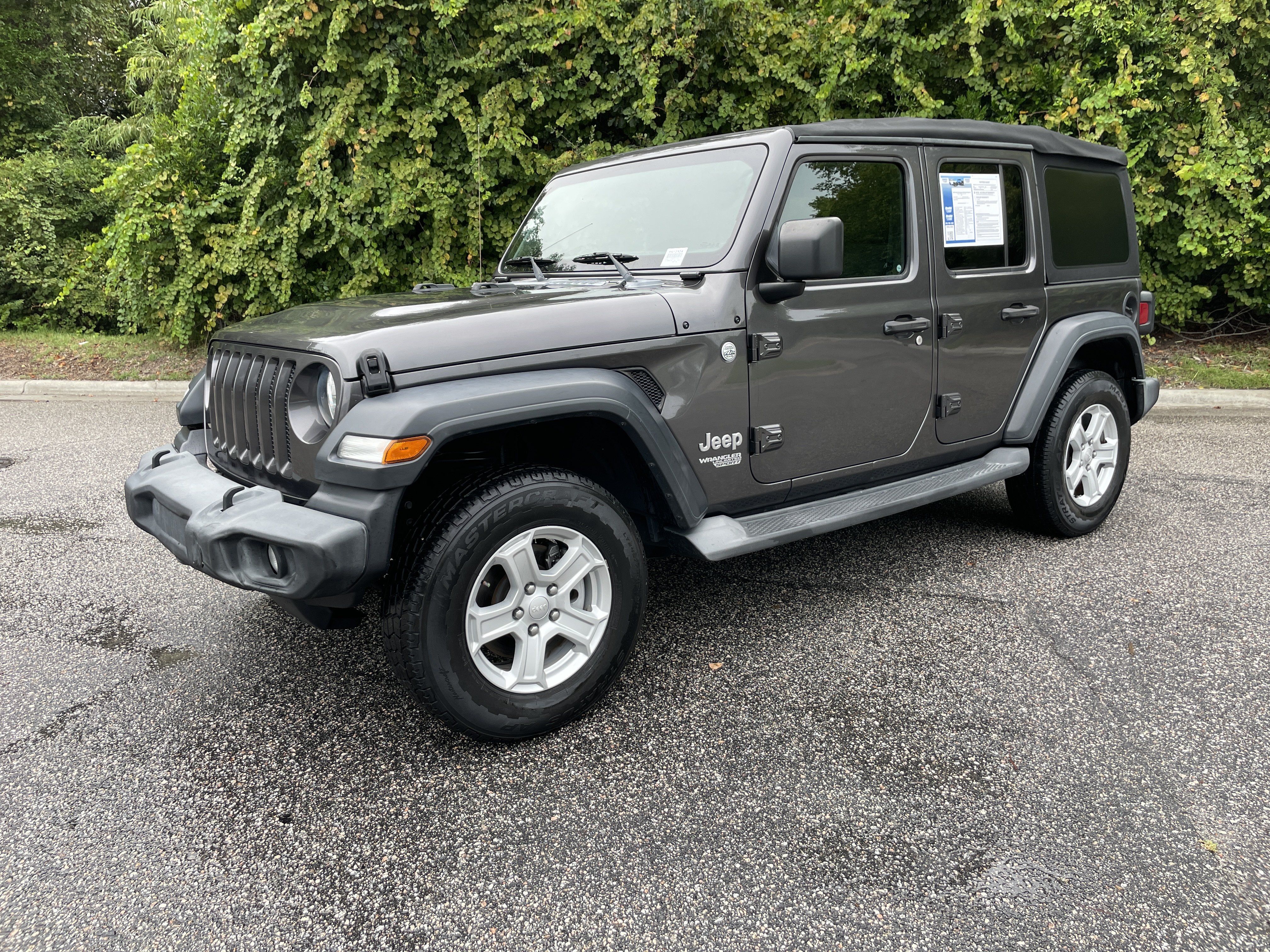 Used 2019 Jeep Wrangler Unlimited Sport S AWD/4WD image 4