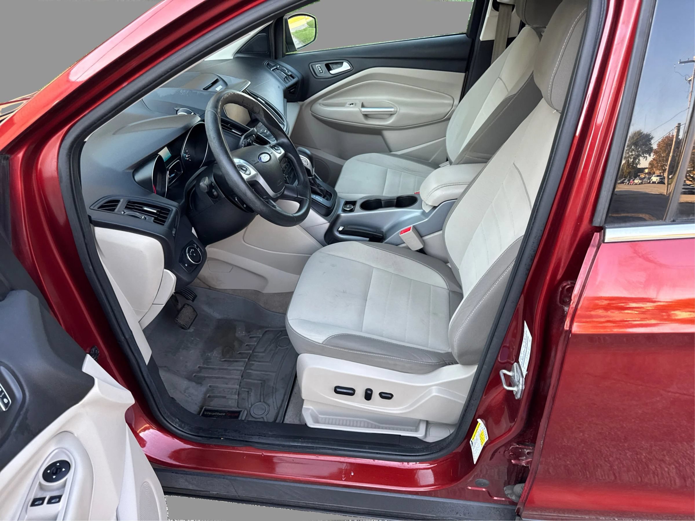 Used 2014 Ford Escape SE w/ Equipment Group 201A FWD image 10