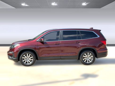 Used 2021 Honda Pilot EX image 2