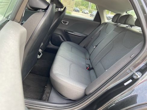 Used 2025 Kia K4 LXS image 16