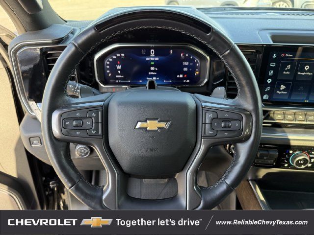 Used 2026 Chevrolet Silverado 1500 High Country AWD/4WD image 14