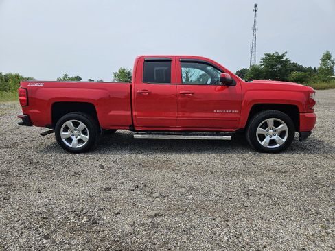 Used 2017 Chevrolet Silverado 1500 LT AWD/4WD image 8