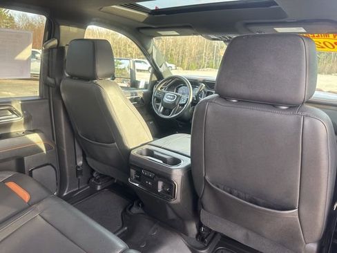 Used 2024 GMC Sierra 2500 AT4 w/ AT4 Premium Plus Package image 32