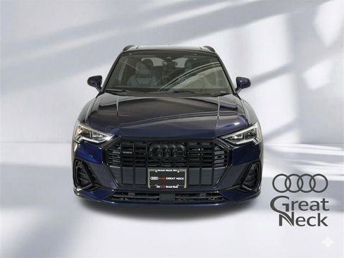 Used 2023 Audi Q3 2.0T Premium w/ Black Optic Sport Package AWD/4WD image 21