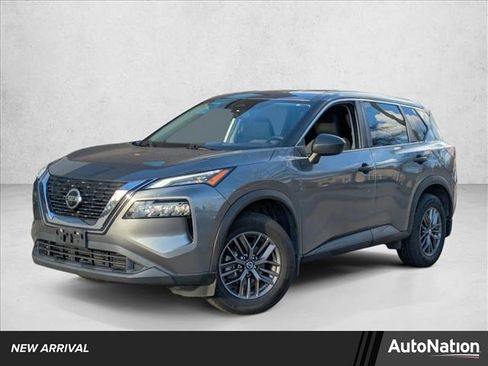 Used 2021 Nissan Rogue S image 1