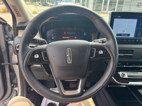Used 2023 Lincoln Corsair AWD w/ Equipment Group 101A image 27