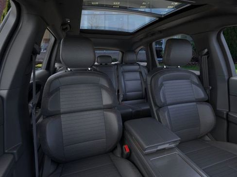 New 2024 Lincoln Nautilus Reserve w/ Equipment Group 203A image 10