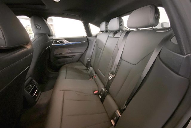 New 2026 BMW i4 eDrive40 w/ Premium Package RWD image 10