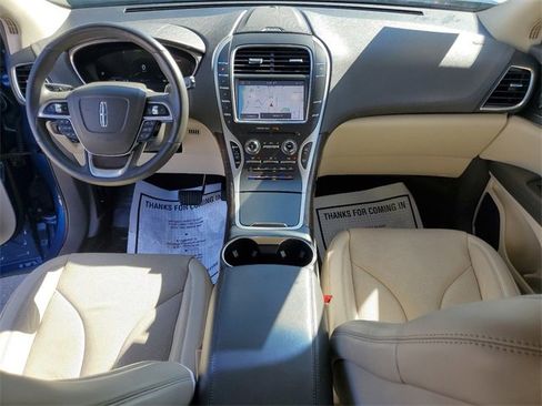 Certified 2020 Lincoln Nautilus Reserve image 12