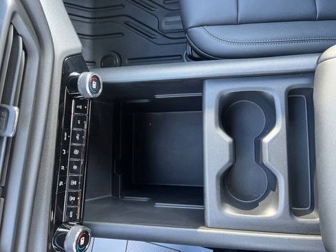 Used 2024 Chevrolet Silverado EV W/T image 31